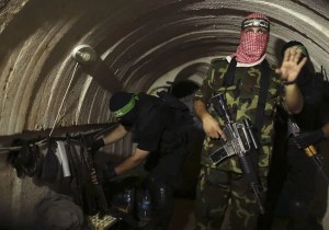 El Ejército israelí desmantela túneles y almacenes de armas de Hamás en Gaza