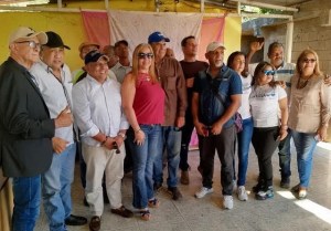 José Márquez: Conforman comandos familiares en Guayana con María Corina