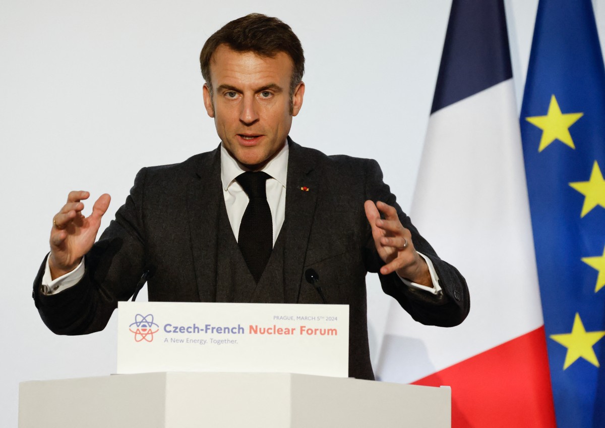 Emmanuel Macron llamó a los aliados de Ucrania a “no ser cobardes”