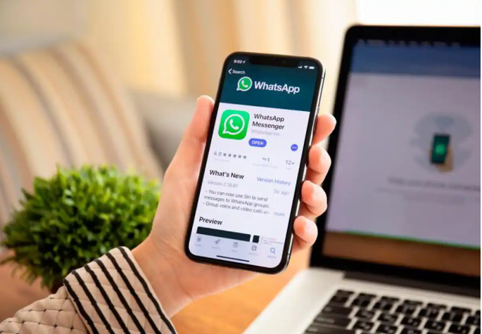 La práctica función de WhatsApp para dejar de recibir mensajes de una persona sin bloquearla