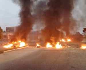 Prolongan apagones en Barinas y vecinos obstinados responden con protestas