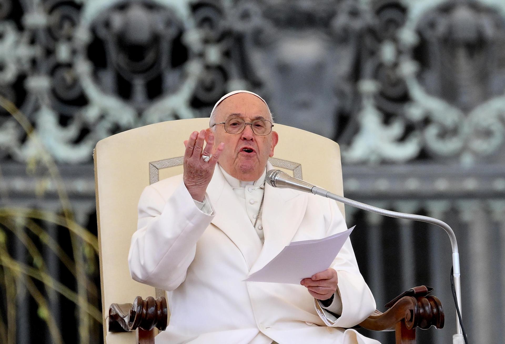El papa Francisco señala “la fortaleza” para oponerse “a todas las fuerzas oscuras del mundo”