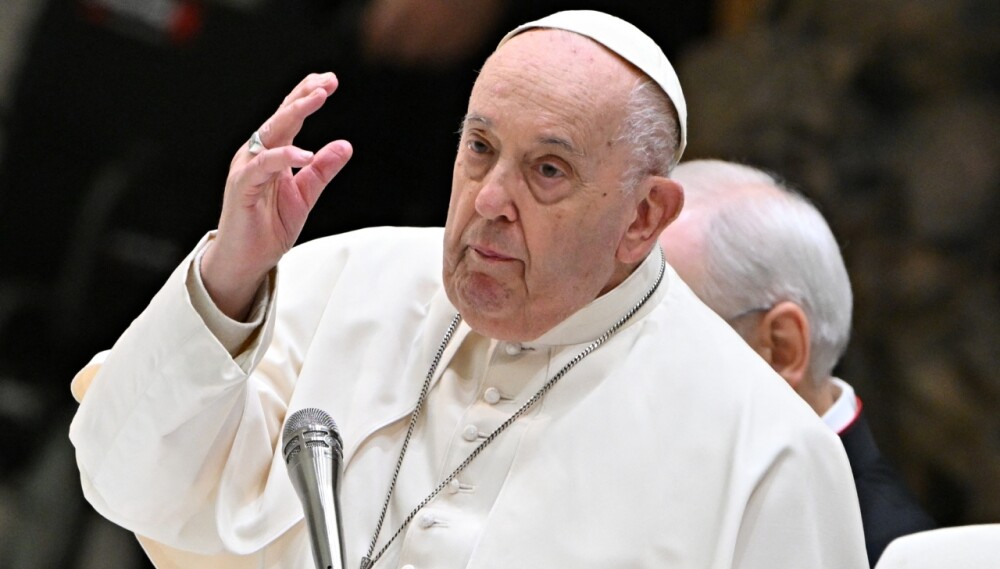 El papa Francisco pide a los militares del mundo “poner las armas al servicio de la paz y la fraternidad”
