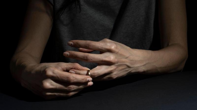 “No me dejaron divorciarme por estar embarazada”: Las leyes en EEUU que impiden a las mujeres separarse antes del parto