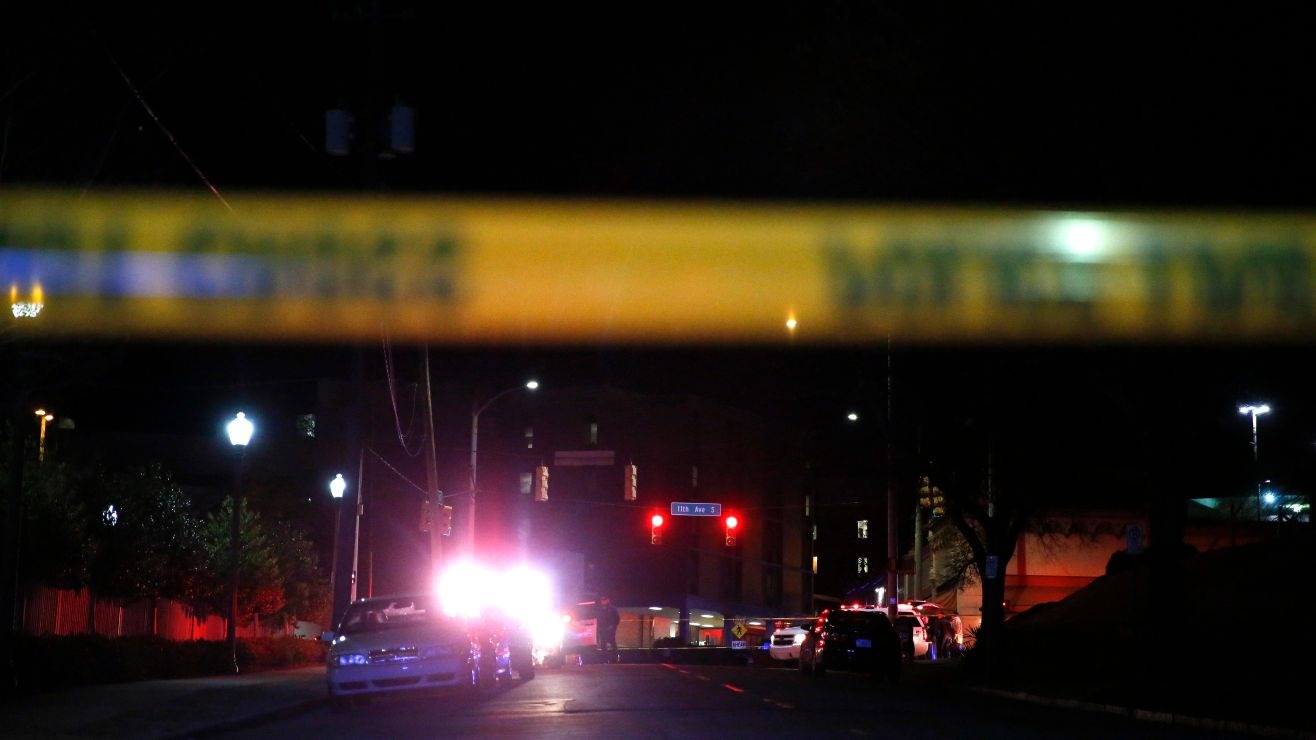 Mortal tiroteo en Los Ángeles: fiesta de piscina terminó en tragedia