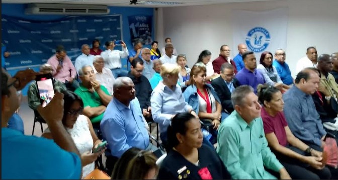 Juramentaron en Puerto Ordas el comandito “abogados defensores del voto de Edmundo González”