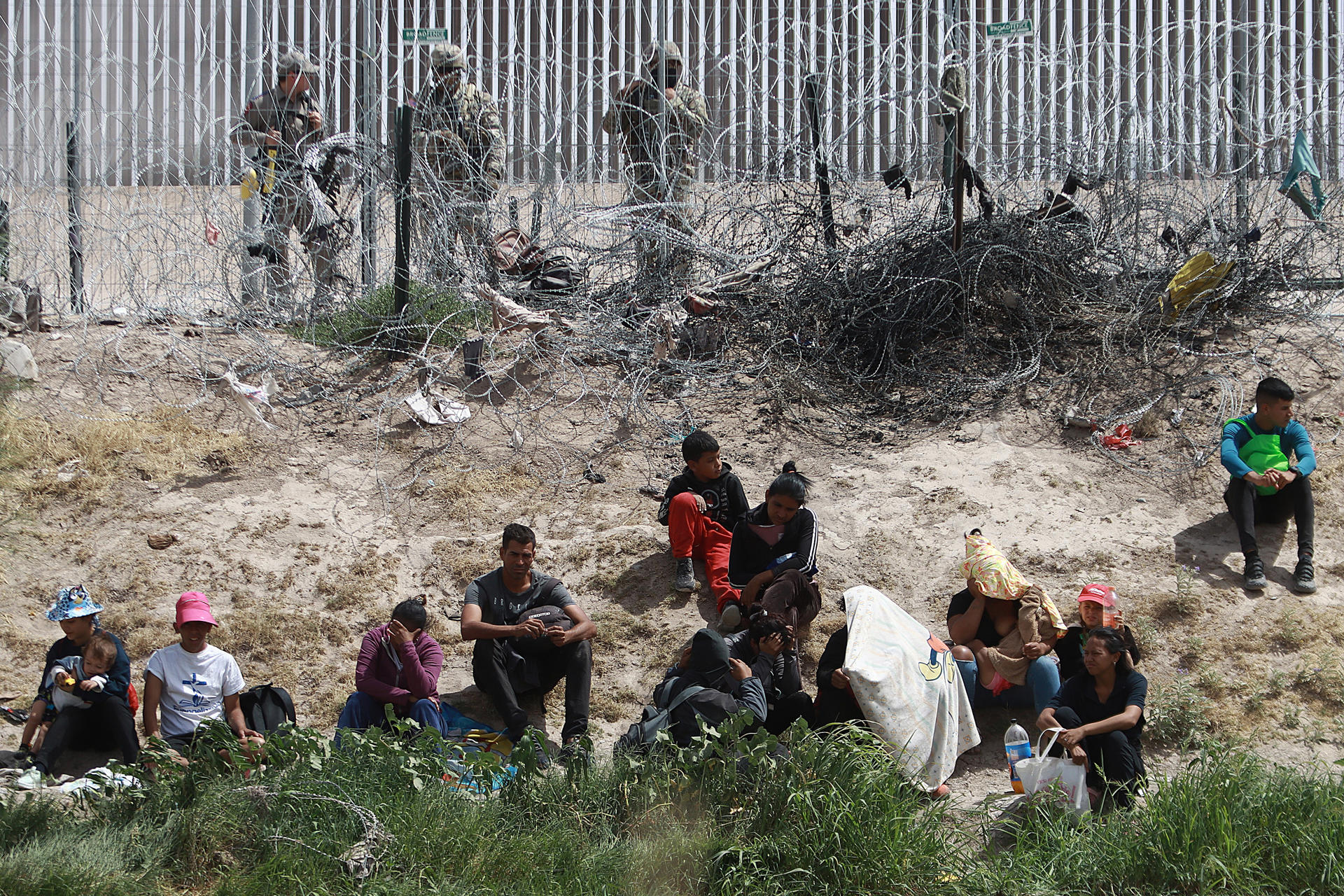 Ordenaron juicio contra sujeto que transportaba a 139 migrantes en la frontera sur de México